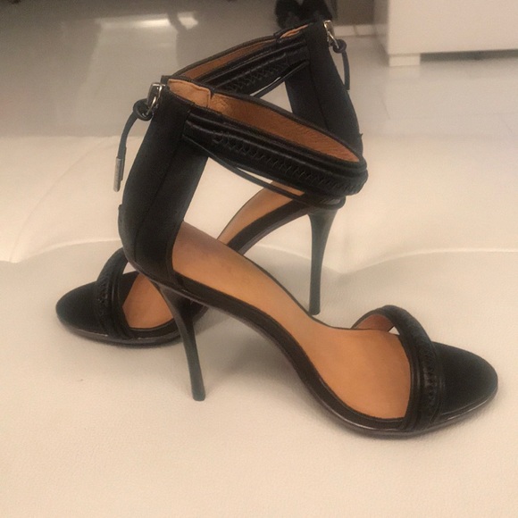 L.A.M.B. Shoes - Picture 6 of 11